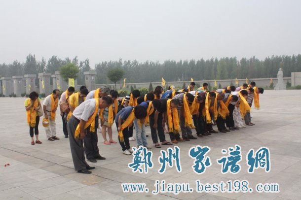 深圳张氏宗亲会负责人张齐心、张伟新等赴清河祭祖