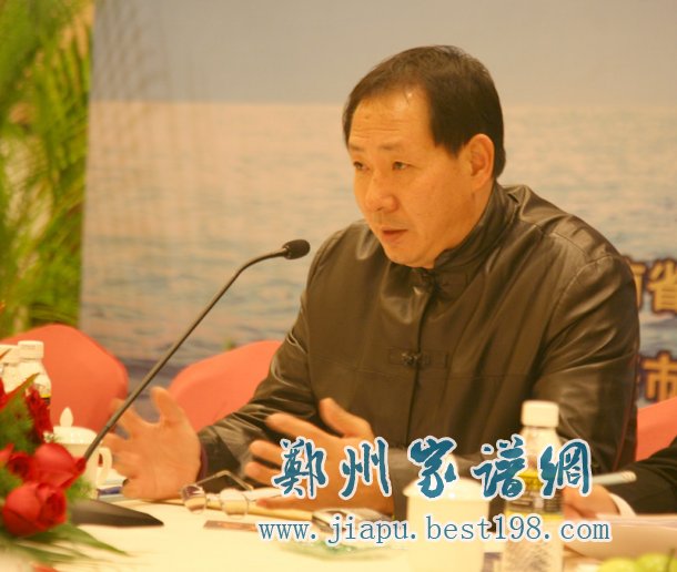 海南冯氏宗亲会理事长冯川建近影