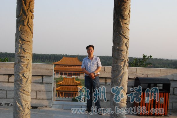 金涛总经理参观濮阳张挥公园的建筑